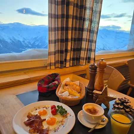 Gotschnagrat Bergrestaurant- Panoramic View *