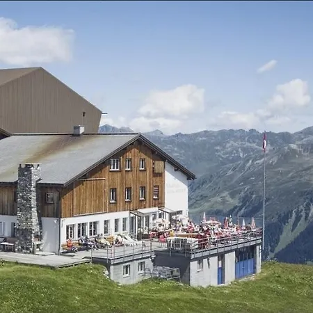 Gotschnagrat Bergrestaurant- Panoramic View Albergue *